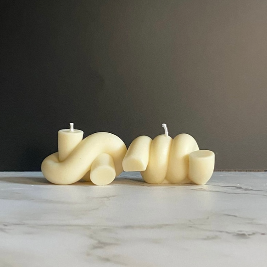 Knot shaped candle set